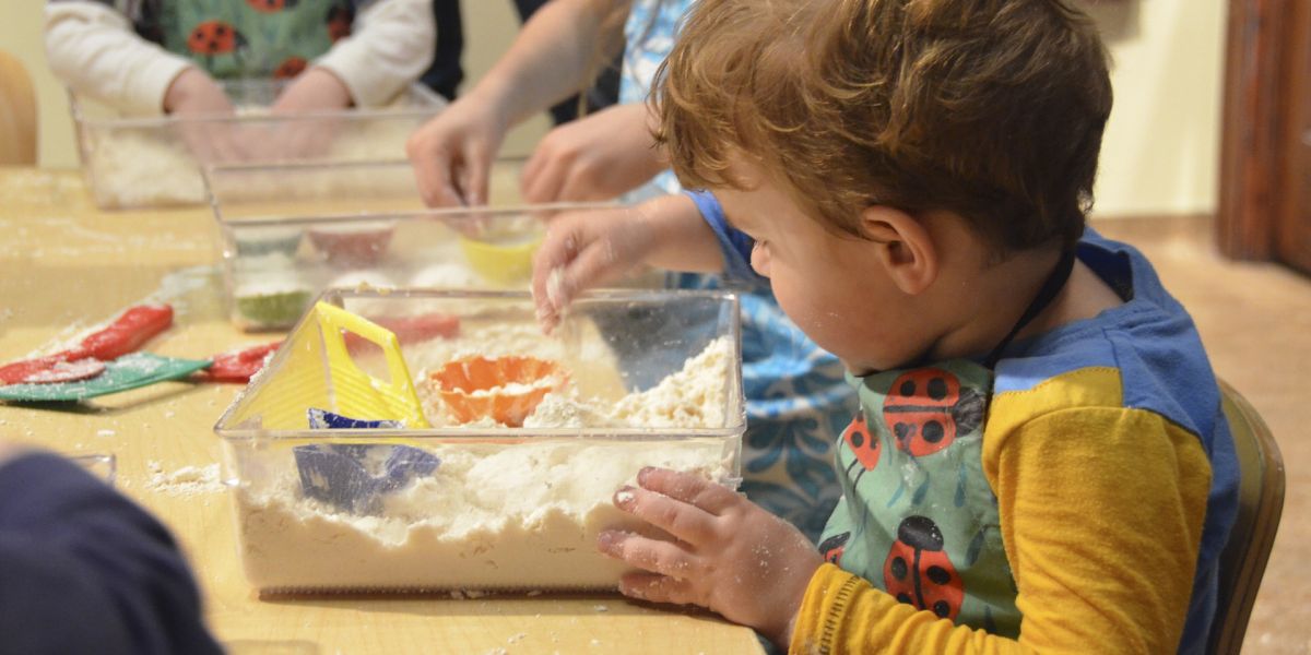 sensory-play-2457318_1920