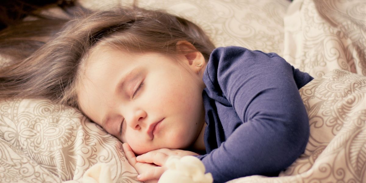 sleepingbaby-1151351_1200